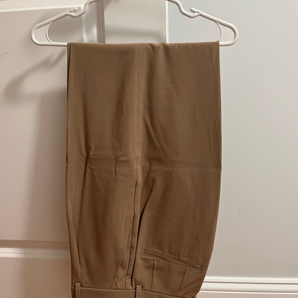 UNIQLO pleated wide leg trouser - Picture 2 of 4